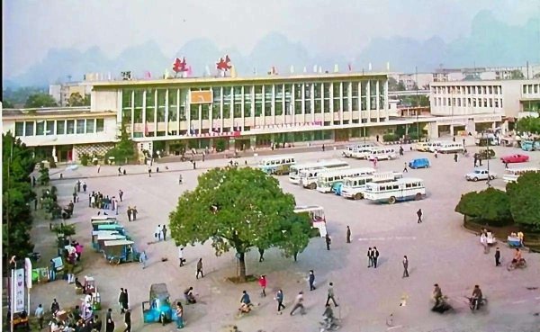 深圳股票配资论坛 广西制造之殇：已消失的桂林大宇客车，曾领跑全国百万级豪华客车